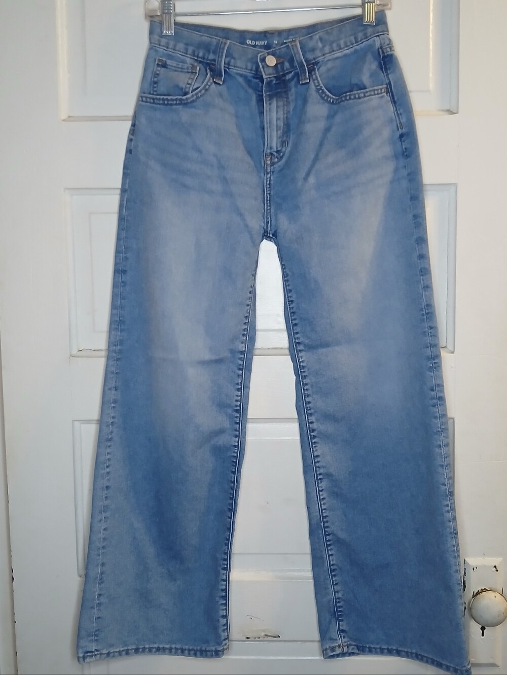 Old Navy High Rise Baggy Wide Leg Jeans Women’s Size 14 Fits Smaller